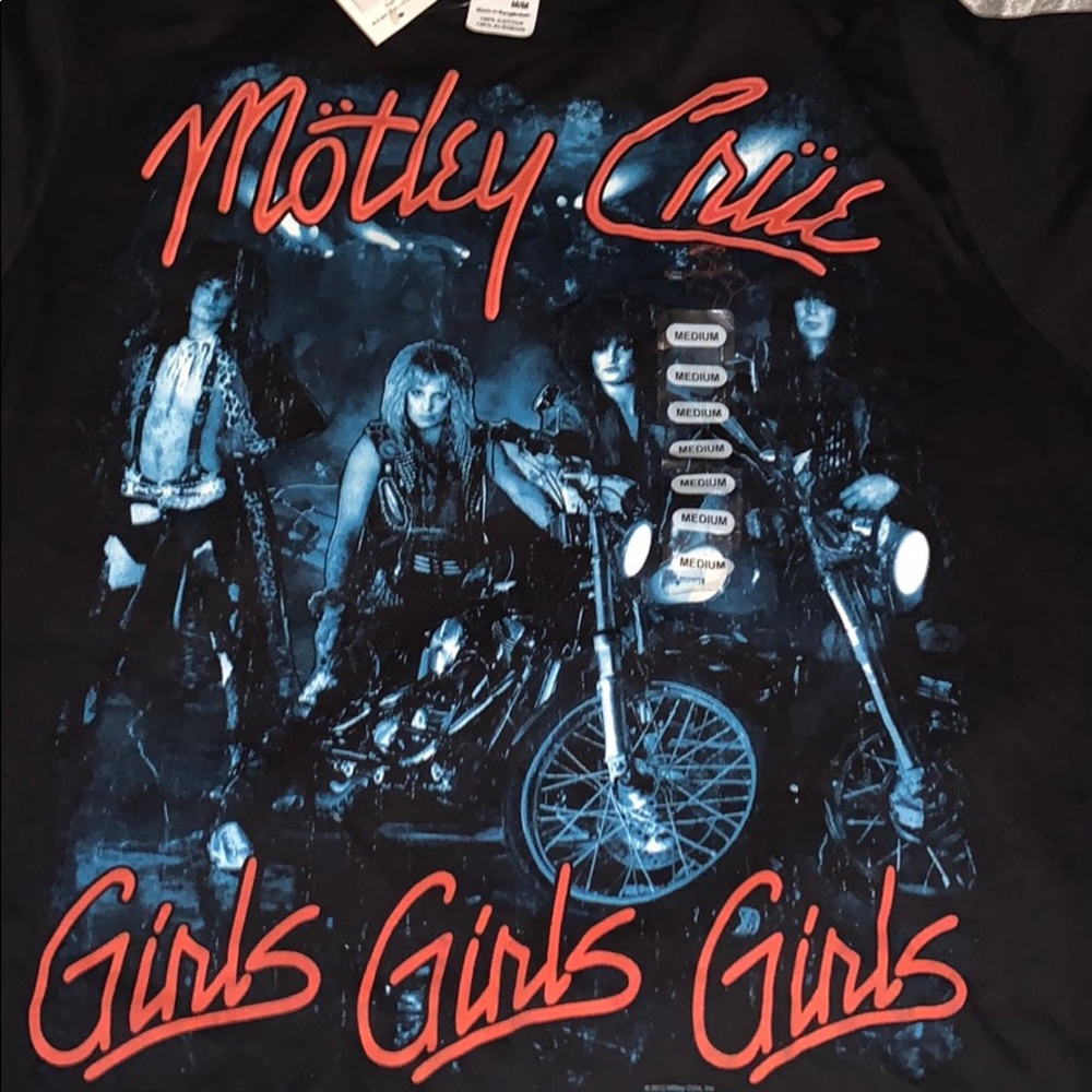New with tag Motley Crew tee